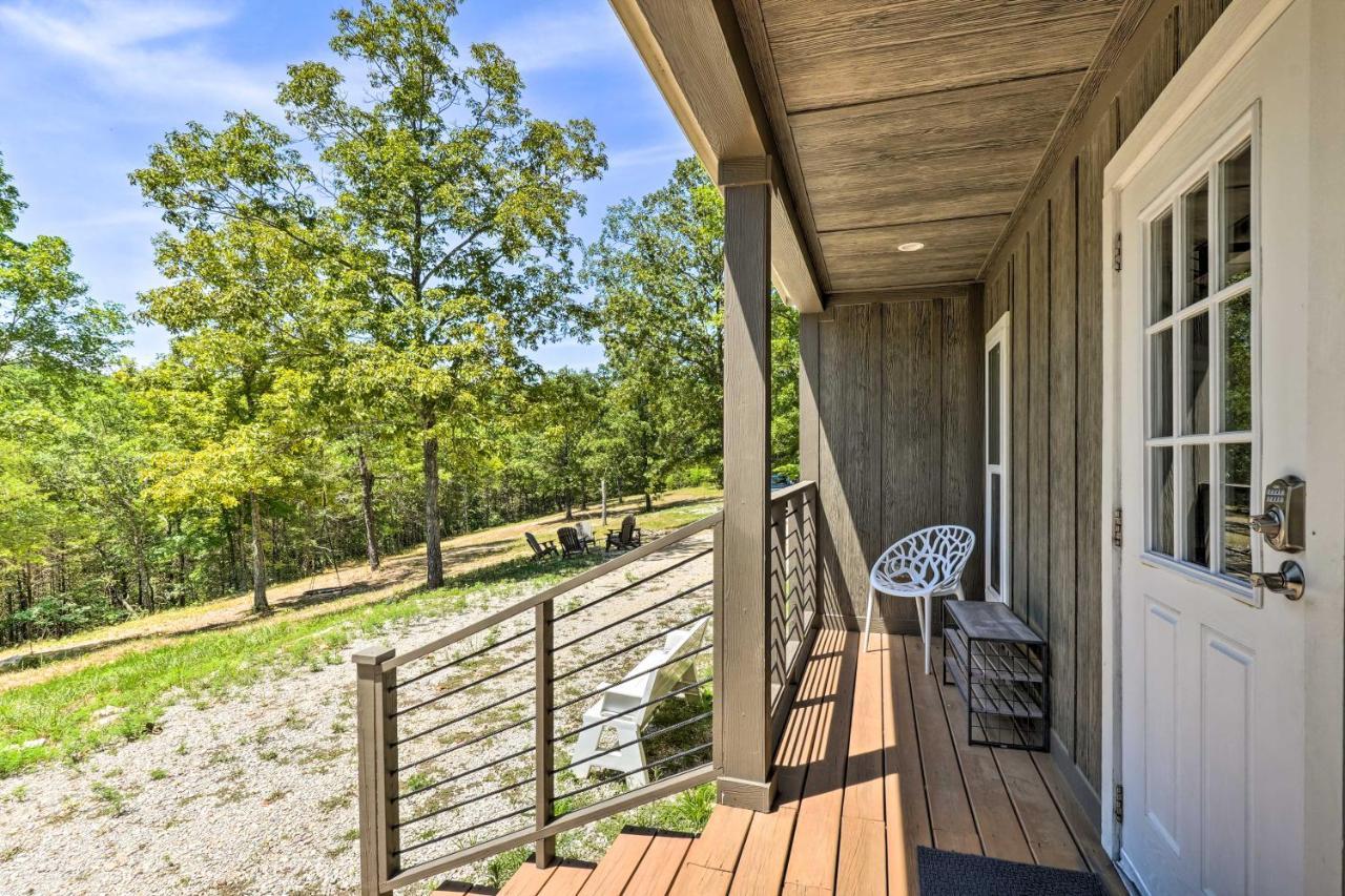 Branson Tiny Home On 52 Acres With Private Lake! Екстер'єр фото